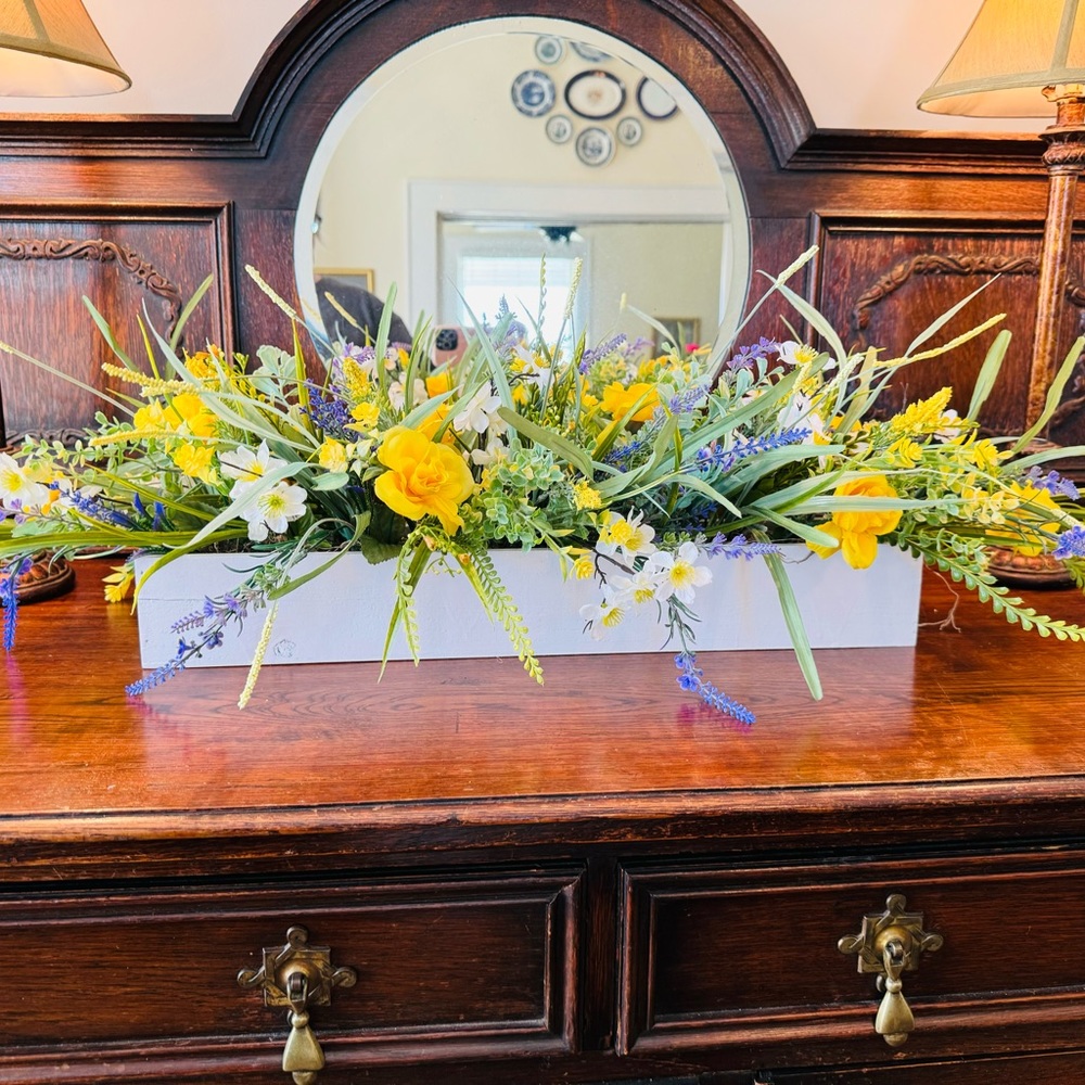 Easter/Spring Floral Center Piece